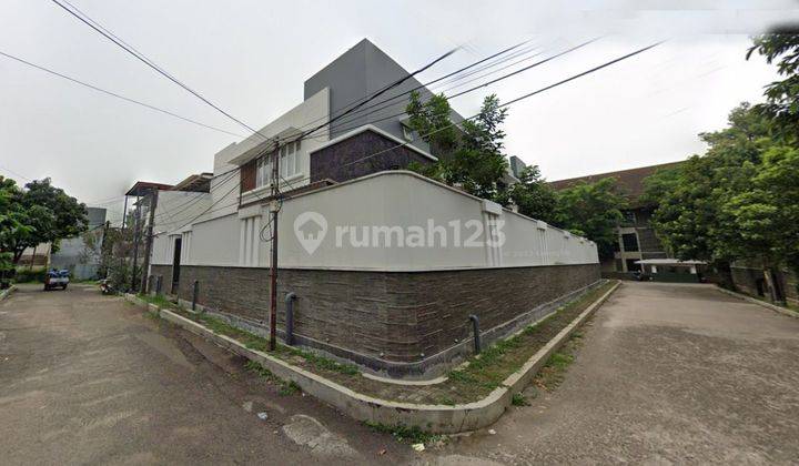 Dijual Rumah 2 Lantai SHM di Cluster Green Ville 2