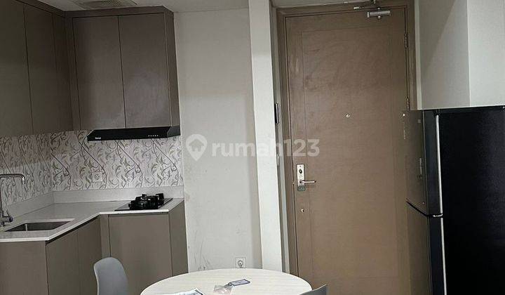 Disewakan Apartemen Gold Coast 2BR luas 62m2 Furnished Bagus 2