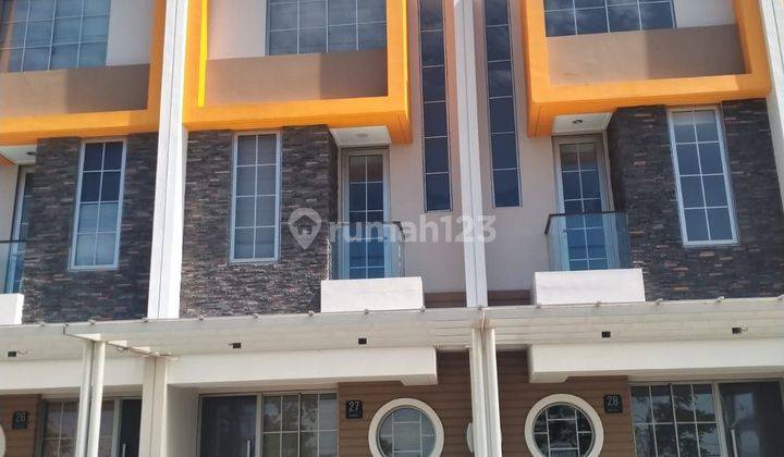 Disewakan Rumah di Cluster Arcadia PIK 2 SHM Baru Barat Daya 2