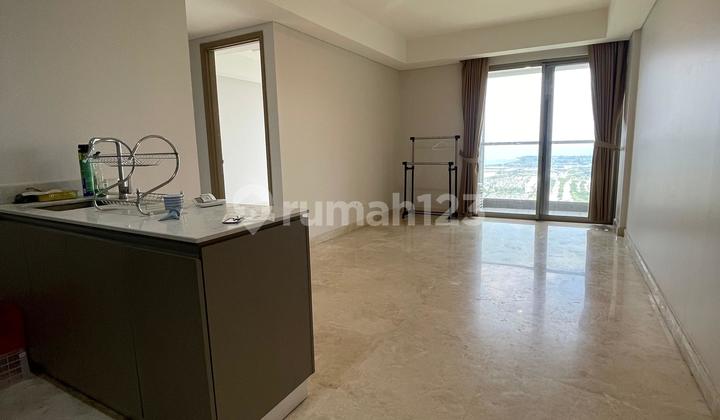 Disewakan Apartemen 3 Kamar Tidur Semi Furnished 2