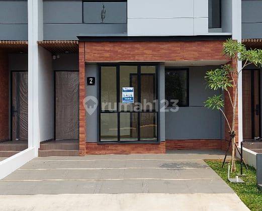  Disewakan Rumah 2 Lantai Semi Furnished di Sutera Sawangan, Depok 1