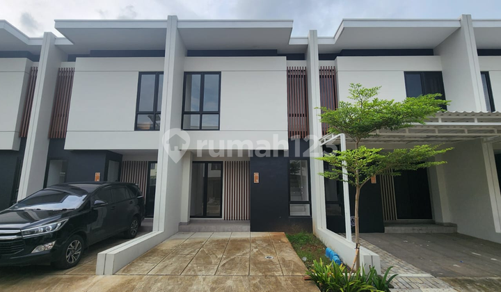 Quick Sale: 2-Story Move-In Ready House in Suta Kasa, Tangerang.