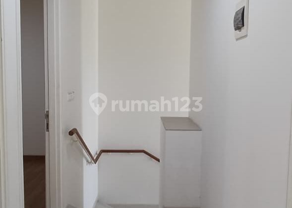 2-Story Unfurnished House at Sutera Leora, Alam Sutera 2