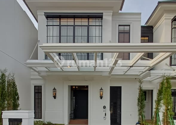 Rumah Brand New Mewah Lebar 8 di Pinehill Residence