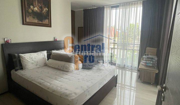 Dijual Rumah Mewah 2 Lt di Sentul City, Taman Golf Parahyangan, Semi Furnished SHM 1