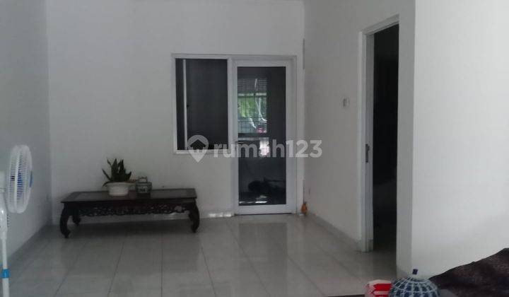 Dijual Cepat Rumah 2 Lt Bagus Semi Furnished di Kota Wisata Cibubur 1