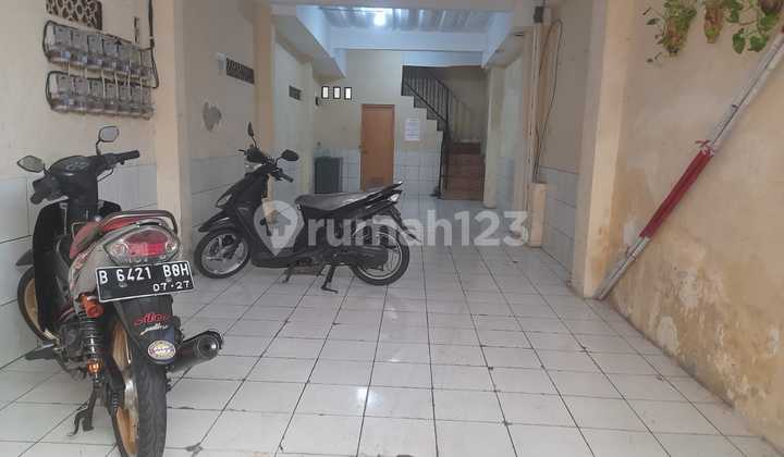 Aset Produktif! Kost Aktif Kota Bambu Utara - Siap Ambil Alih Aset Produktif! Kost Aktif Kota Bambu Utara - Siap Ambil Alih