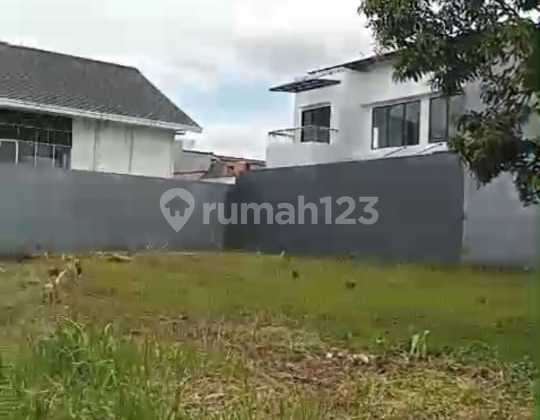 Tanah Sudut 799 M² di Jatiwarna - Cocok Bangun Rumah Mewah Tanah Sudut 799 M² di Jatiwarna - Cocok Bangun Rumah Mewah
