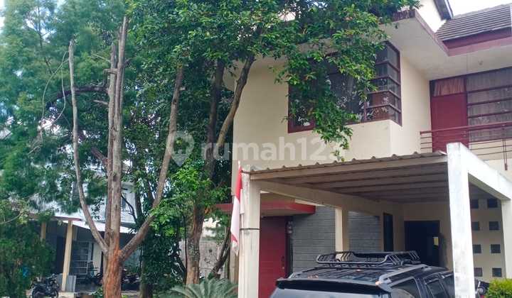 Rumah Sudut 2 Lantai di The Address Cibubur - Akses Mudah & Tenang