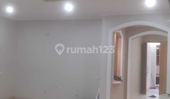Rumah Modern 2 lantai 2