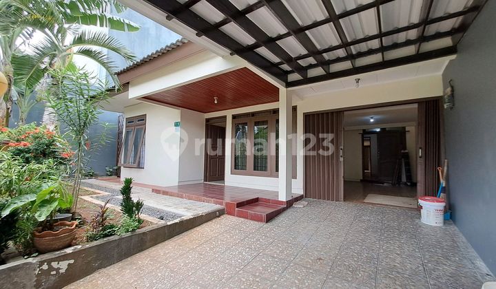 Rumah Bisa Untuk Kantor Area Pejaten Jakarta Selatan