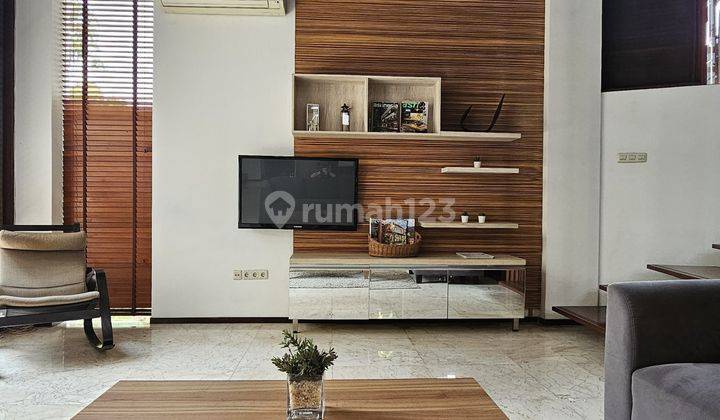 For Sale Rumah Bergaya Modern Tropical Fully Furnished Bintaro 2