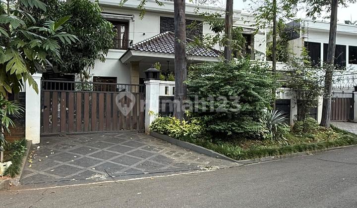 Fully Furnished Rumah Siap Huni Lokasi Prime Pondok Indah 2