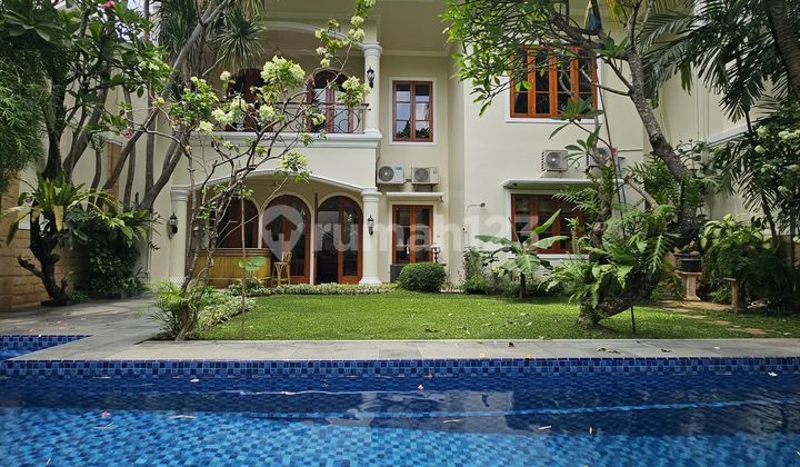 RUMAH MEWAH SIAP HUNI KEMANG JAKARTA SELATAN RUMAH MEWAH SIAP HUNI KEMANG JAKARTA SELATAN