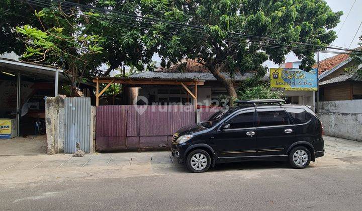 RUMAH LAMA HITUNG TANAH SALEMBA JAKARTA PUSAT 1