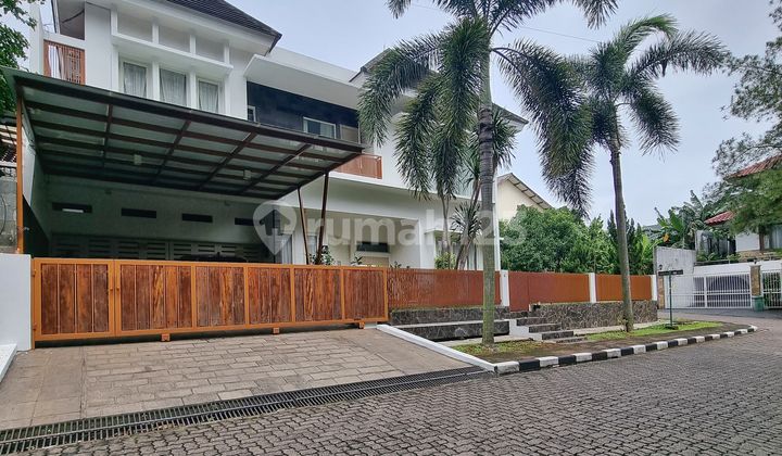 Rumah 2 Lantai Full Furnished Villa Cinere Mas