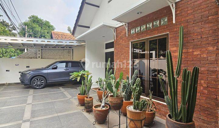 RUMAH TERAWAT COCOK SEBAGAI TEMPAT USAHA ATAU HUNIAN KEB. BARU 1