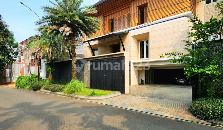 Rumah Tropical Modern PONDOK INDAH KENCANA INDAH AREA