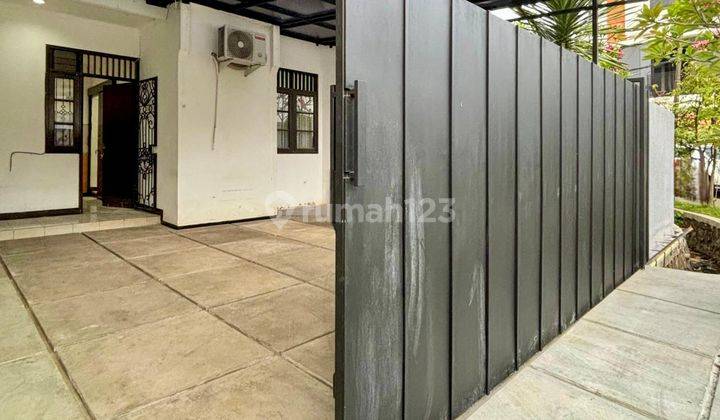 Rumah Cantik Sudah Renovasi Bintaro Jakarta Selatan 2