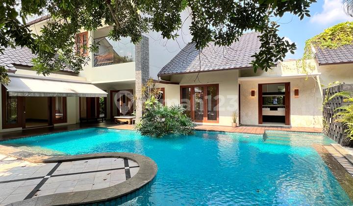 Luxurious Resort House Cipete Jakarta Selatan 1