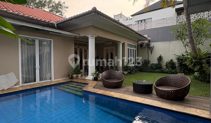 Rumah Cantik 1 Lantai Lokasi Prime Kemang Jakarta Selatan