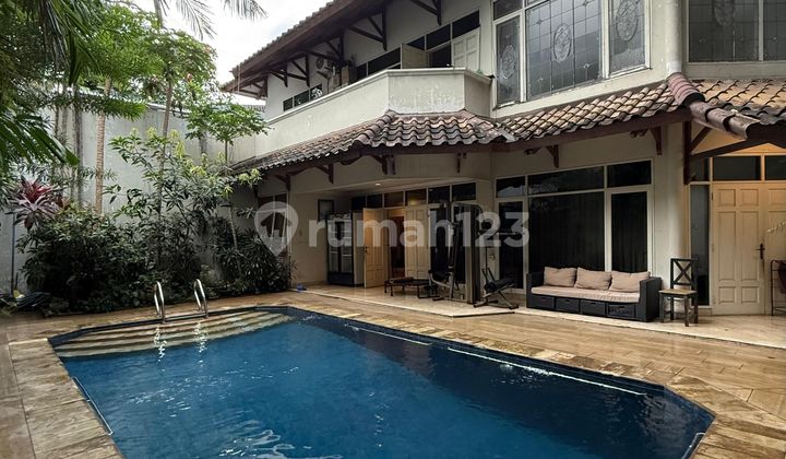 Selong Kebayayoran Baru Rumah Asri Lokasi Prime Harga Menarik