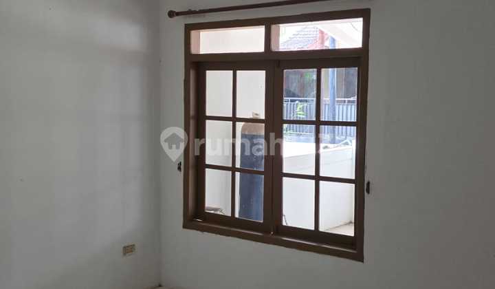 Rumah Jual Murah SHM Luas 120M2 di Puri Anjasmoro, Semarang 2