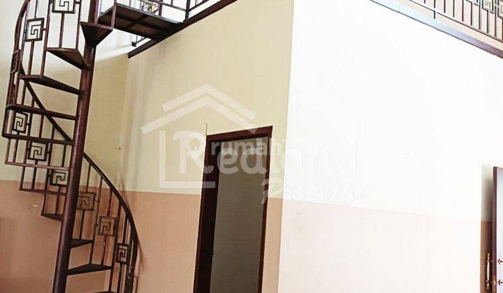 Rumah 2 Lantai Hadap Barat di Perum Graha Wahid , Semarang Ve 6068 2