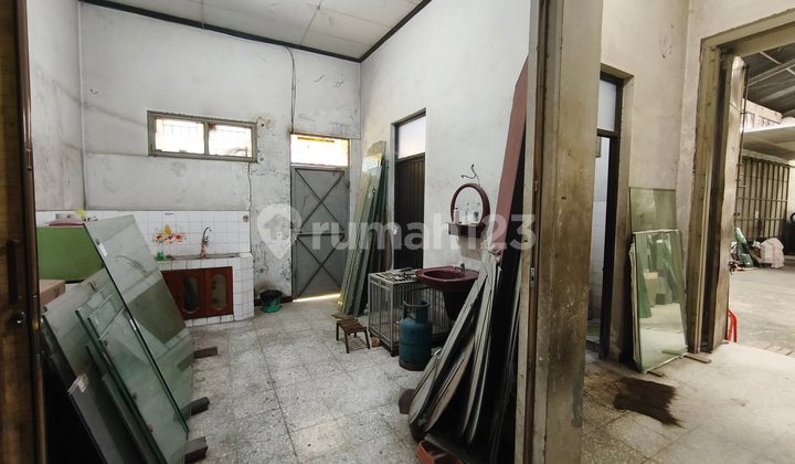 Ruko for Sale, 650 M2 in Purwodinatan, Central Semarang 1