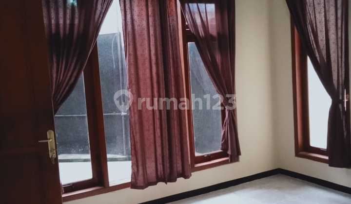 Rumah Jual 1.5lt Siap Pakai Di Puspowarno, Semarang Barat 2