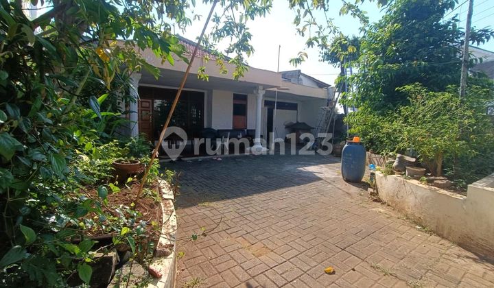 Rumah Jual Hadap Selatan SHM di Daerah Candisari, Semarang 1