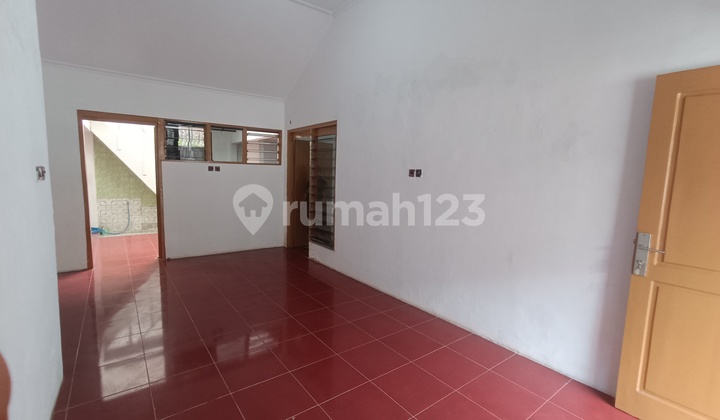Rumah Jual di Kuala Mas, Tanah Mas, Semarang 2