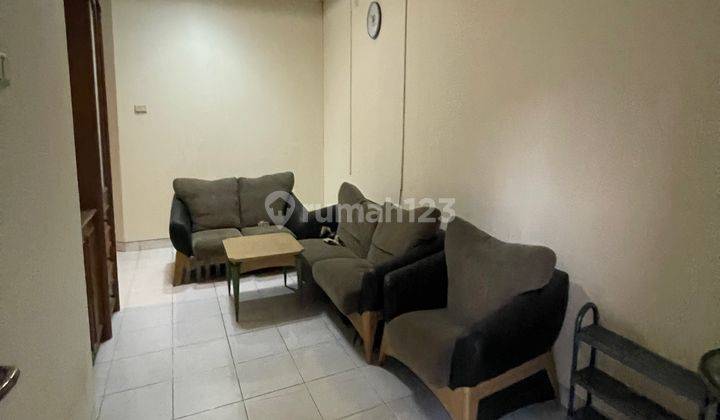 Disewakan rumah puri botanical 1 1/2 lantai siap tinggal full furnish  1