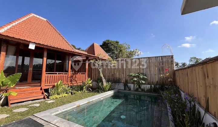 Rent/ Joglo Villa with Rice Field View in Ubud Gianyar Bali