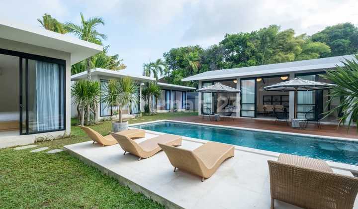 Rent/ Sewa Luxury Villa At Seminyak Kuta Bali Near Canggu