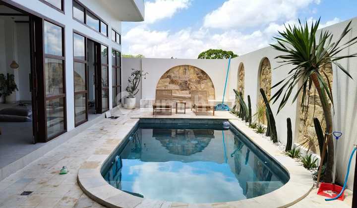 Rent/ Sewa New Villa At Kayu Tulang Canggu Kuta Bali Rent/ Sewa New Villa At Kayu Tulang Canggu Kuta Bali