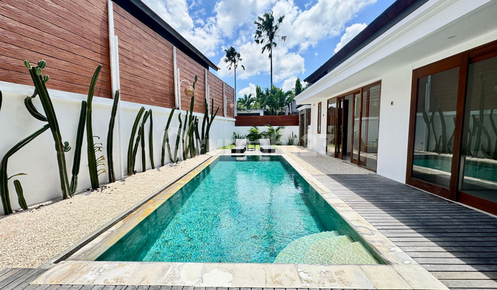 Rent/ Sewa Villa At Pantai Pererenan Canggu Kuta Bali