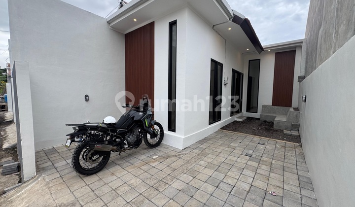Rent/ Sewa Rumah Baru di Renon Denpasar Bali Near Sanur