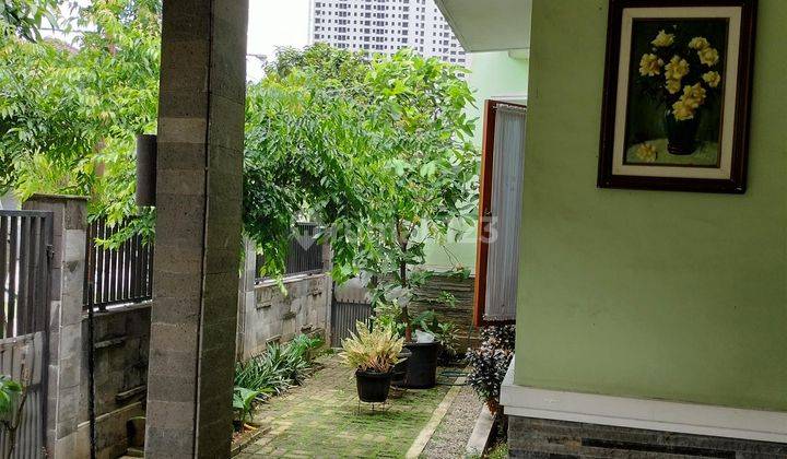 Rumah Asri Strategis Luas Tanah 324 M2 di Kota Bekasi 1