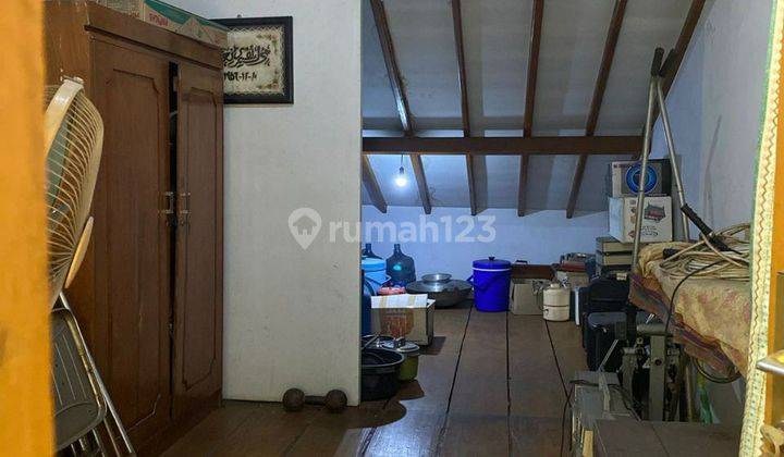 Rumah 2 Lantai SHM Semi Furnished di Pemda Jati Asih, Bekasi  2