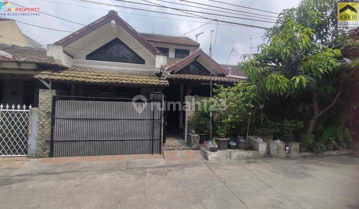 Rumah 2 Lantai Bagus 1.2 M di Perumahan Medan Satria Bekasi 1