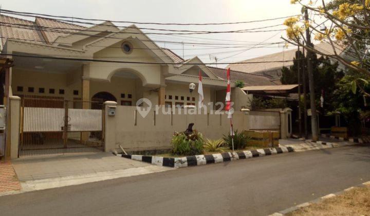 Rumah 2 Lantai Bagus di Billymoon Pondok Kelapa Jakarta Timur 2