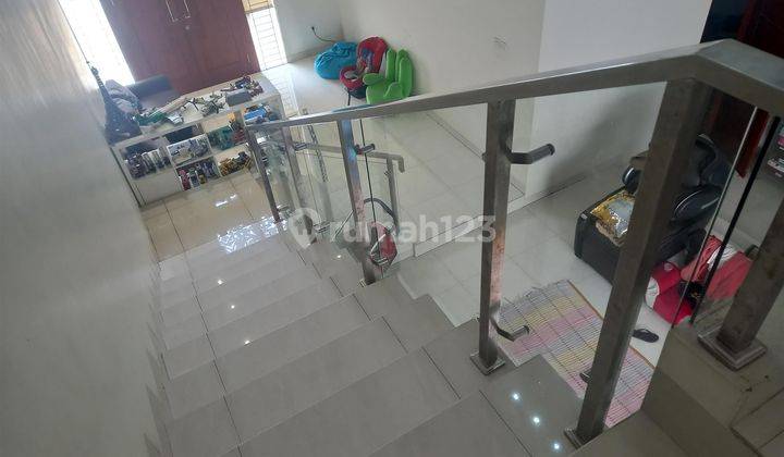 Rumah 2 Lantai Bagus SHM di Cluster Jl Ratna Jatibening Bekasi 2