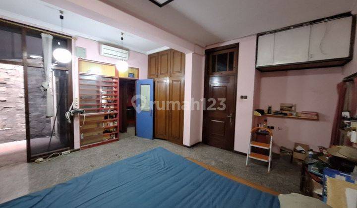 Rumah 2 Lantai Bagus Semi Furnished SHM di Jatisampurna Bekasi 2