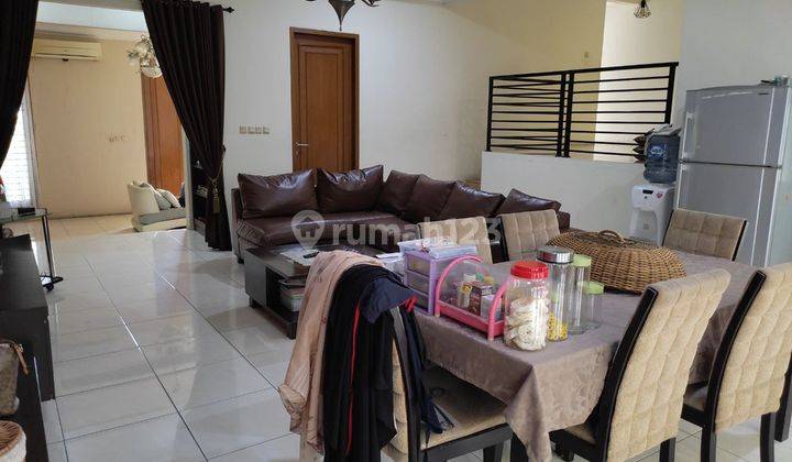 Rumah 2.5 Lt Bagus Furnished SHM di Lubang Buaya Jakarta Timur 2