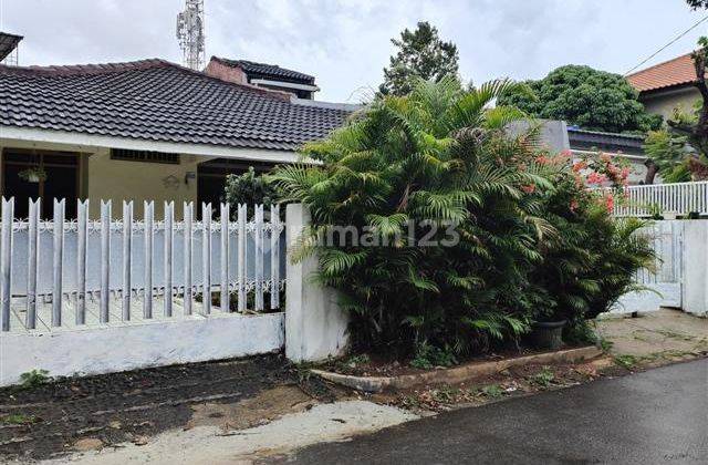 Rumah Lama Luas Furnished SHM di Rumah Dekat Pasar Minggu Jaksel 1