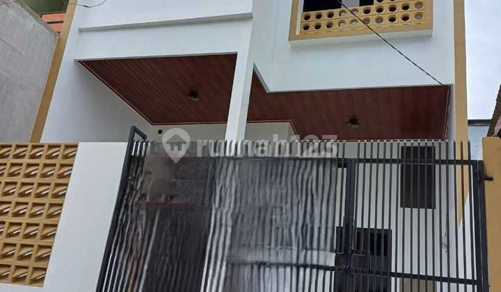 Rumah 2 lantai bagus siap huni di harapan indah 1 Bekasi