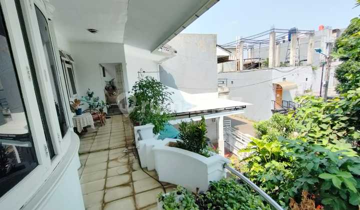 Rumah 2 lantai luas asri siap huni di duren sawit jakarta timur 2