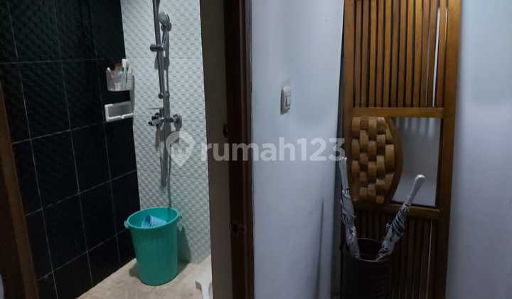 Rumah 3 lantai bagus siap huni di kemang pratama 2 Bekasi 2
