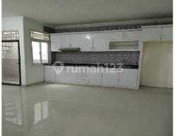 Minimalist house ready to occupy in Picasso cluster, Legenda Wisata Cibubur, Bogor. 2